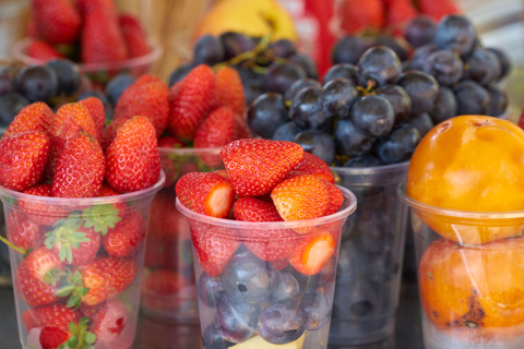 Kandy: Exotic Fruit Tasting & Tuk-Tuk Market Tour