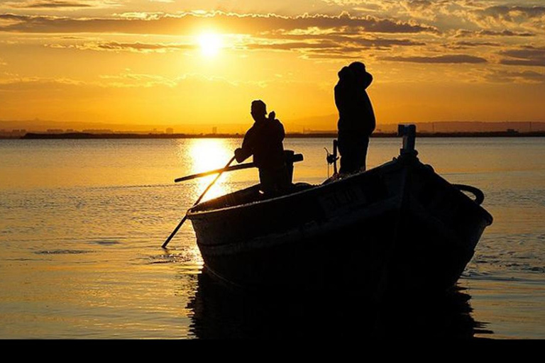 Valencia: Paseo en barco por la Albufera, paella y tour al atardecer incluidos