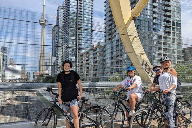 Toronto: tour in bici di 3 ore e mezza nel cuore della città