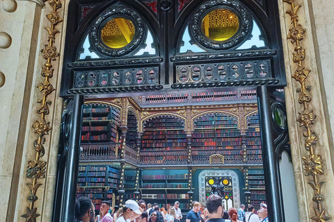 Rio de Janeiro: Historic Downtown Walking Tour with Lunch