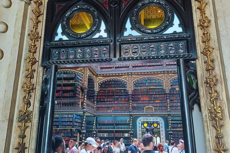 Rio de Janeiro: Historic Downtown Walking Tour with Lunch