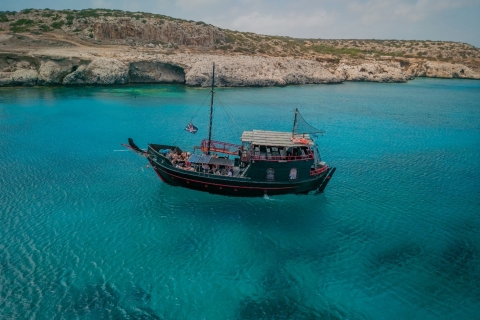Au départ de Protaras : Lagon bleu et croisière Pirate à Turtle Bay