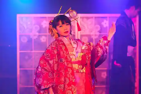 横浜：MARIN ROCKET ダンス・キャバレー・ショー（ドリンク付き