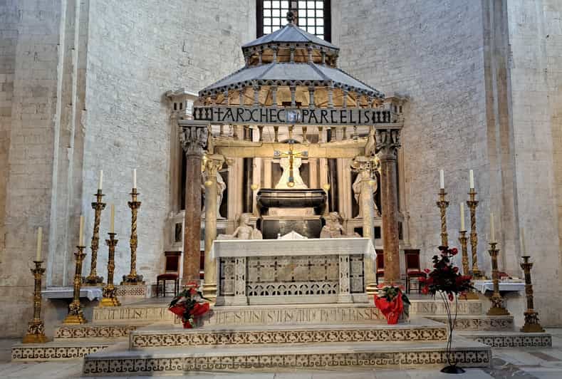Bari: Basilica of Saint Nicholas, Museum, Focaccia Tasting