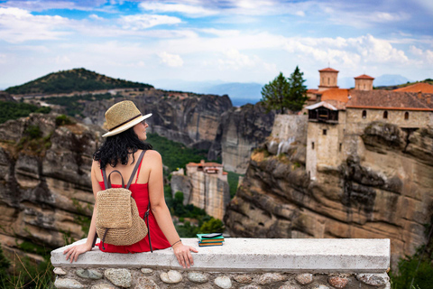 Athens: Meteora Monasteries & Caves Day Trip & Lunch Option Shared Tour in English with Bus Transfer from Athens