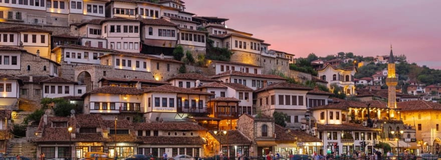 Depuis Durrës/Golem : le château de Berat, un joyau de l'UNESCO