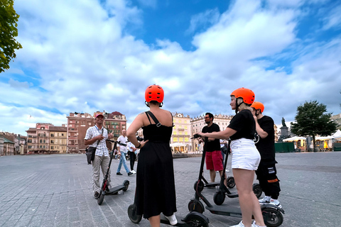 Elektro-Scooter-Tour: Danziger Werft - 1 Stunde voller Magie!Elektro-Roller-Tour durch die Danziger Werft - 1 Stunde Magie!