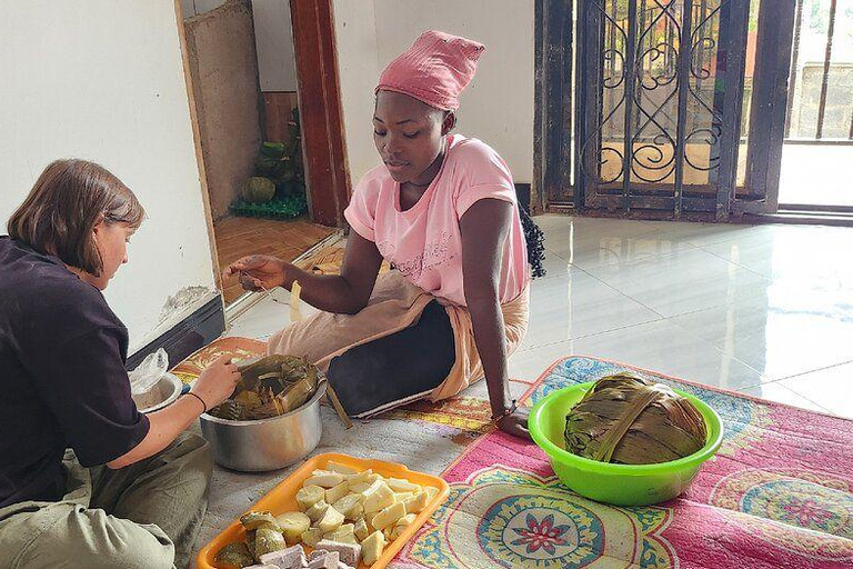 Kampala Cooking Class with Meal and Drinks