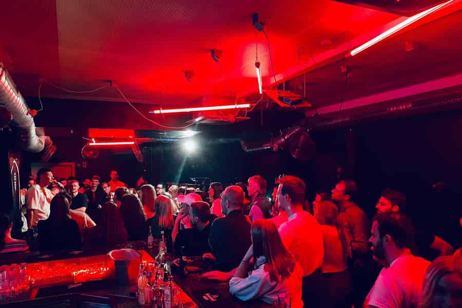 "Comedykills" - das Open Mic im Glockenbachviertel. Foto: GetYourGuide "Comedykills" - das Open Mic im Glockenbachviertel. Foto: GetYourGuide