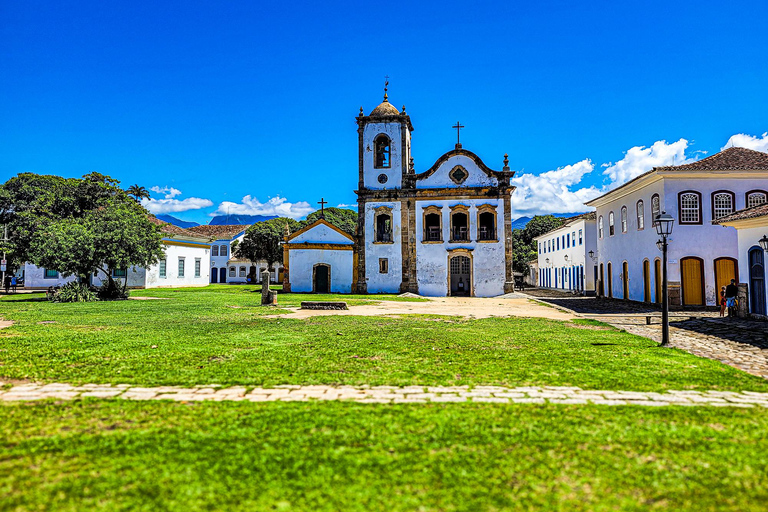 Tour storico della città di Paraty a piediTour privato - Guida bilingue