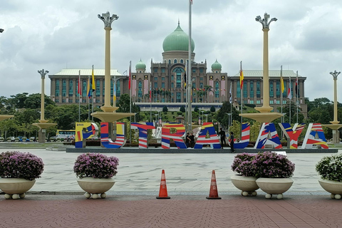 Kuala Lumpur: Tour di Putrajaya con servizio di prelievo in hotel