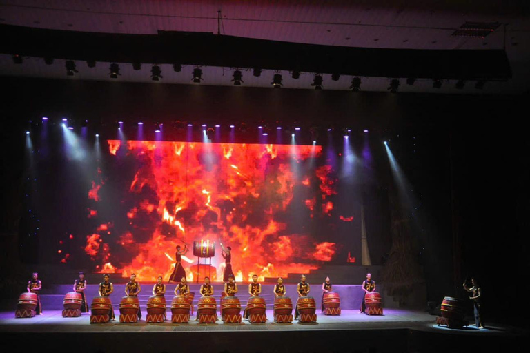 Zachód słońca w Da Nang: wioska Mat, pagoda Nam Sơn i Charming ShowZachód słońca w Da Nang: wioska Mat, pagoda Nam Sơn i uroczy show