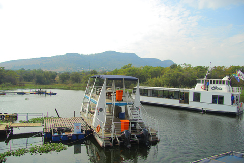 Hartbeespoort Dam: The Luxury Alba Boat Cruise with Food Hartebeespoort Dam: The Alba Lunch Boat Cruise with Food