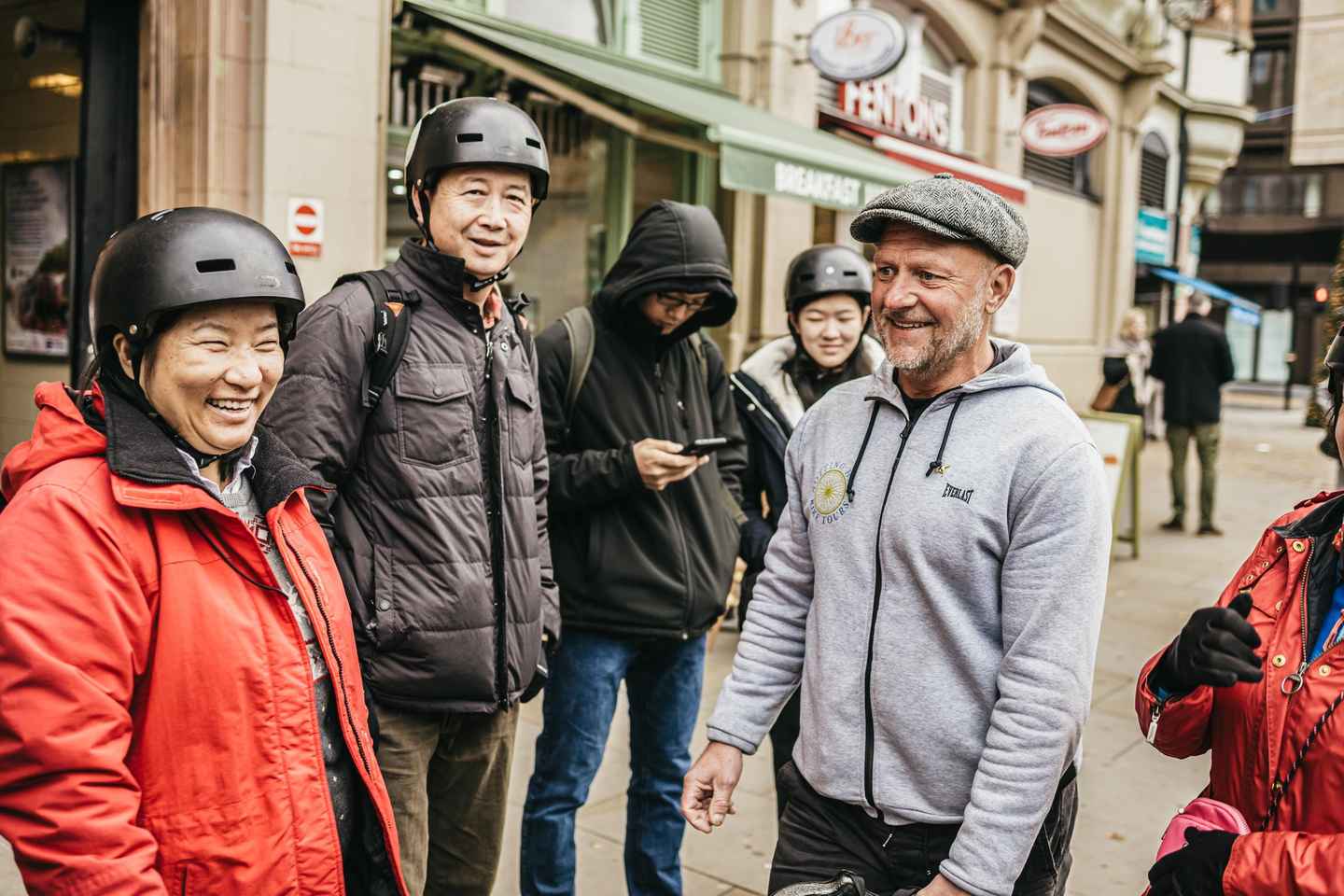 London: Parks and Palaces Guided Morning Bike Tour