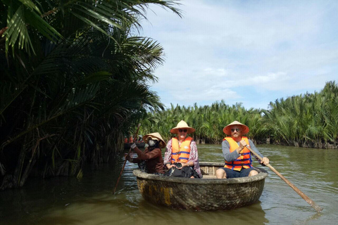 Tour di classe di cucina ecologica della Baia di Mau con barca a cesto