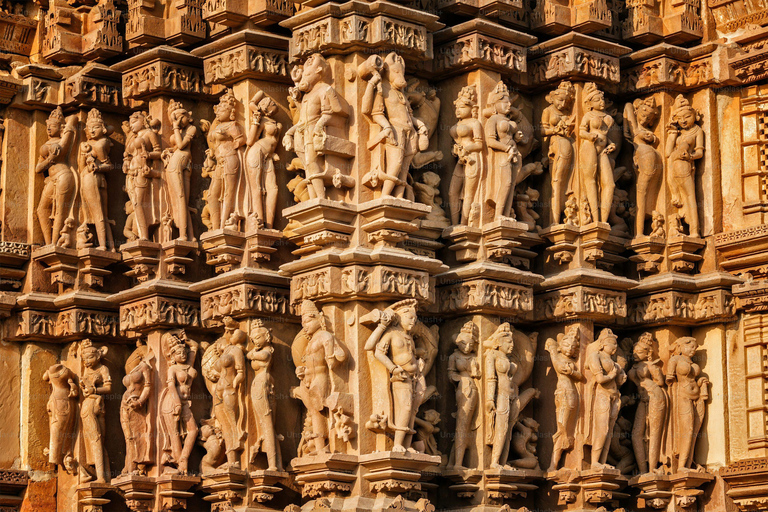 From Delhi: 5-Day Khajuraho, Orchha, Gwalior &amp; Jhansi Tour