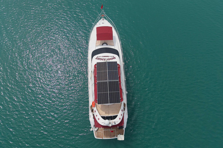 Side: Private Yacht & Sea Boat Cruise with Lunch The private yacht shown in the third picture