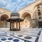 Tour guidato a piedi del Cairo antico: storia, cultura e street food