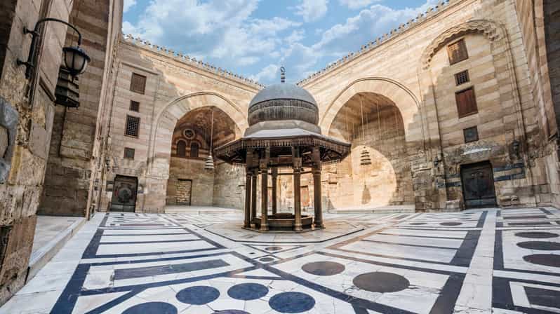 Old Cairo Guided Walk Tour: History, Culture & Street Bites