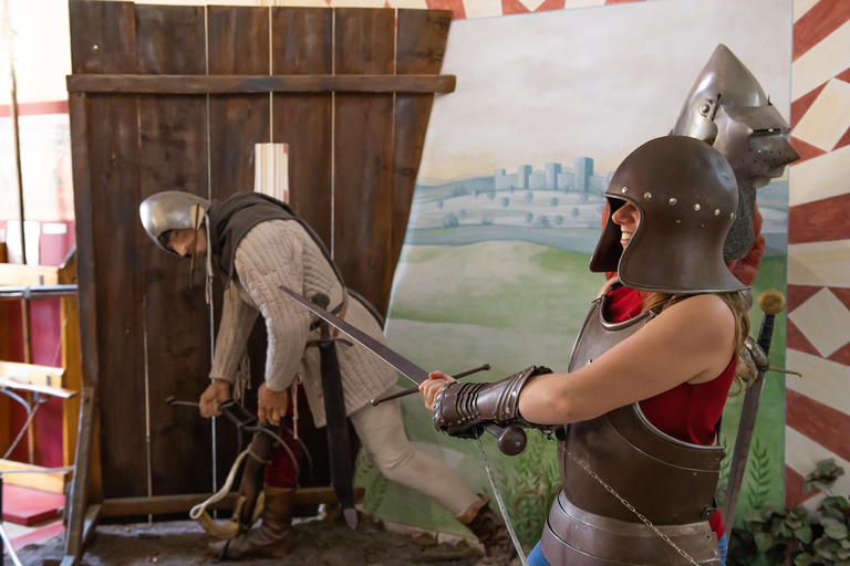 Florence: Monteriggioni & Val d'Orcia Optional Wine Tasting Classic Option in Portuguese