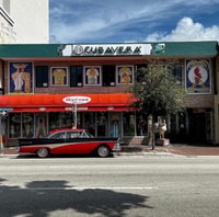 Li'l Havana, Two Family Shops Tour con ron, café y pasteles - Housity