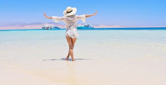 Sharm: Ras Mohamed & White Island Snorkeling, Diving & Lunch