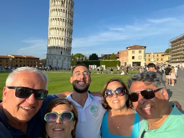 Ab Florenz: Private Tagestour nach Lucca, Kochkurs & Pisa Ab Florenz: Private Tagestour nach Lucca, Kochkurs & Pisa