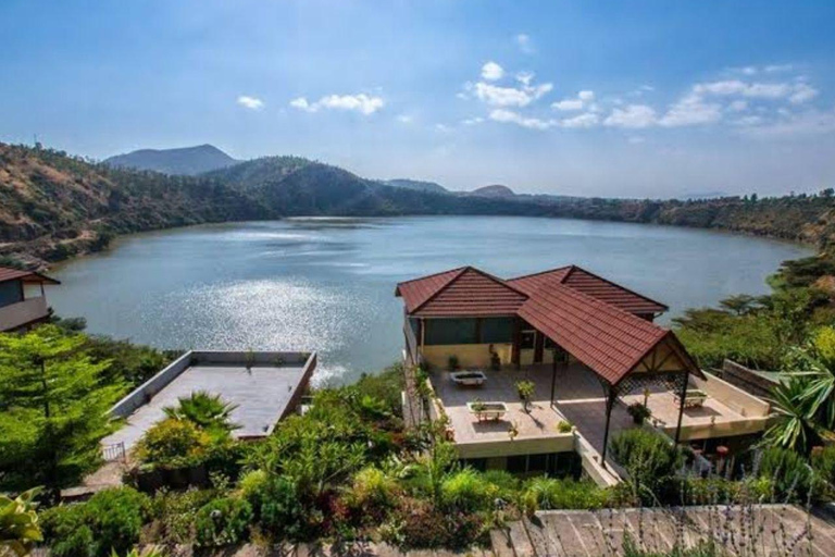 From Addis Ababa: Day Trip to Debre Zeit/Bishoftu