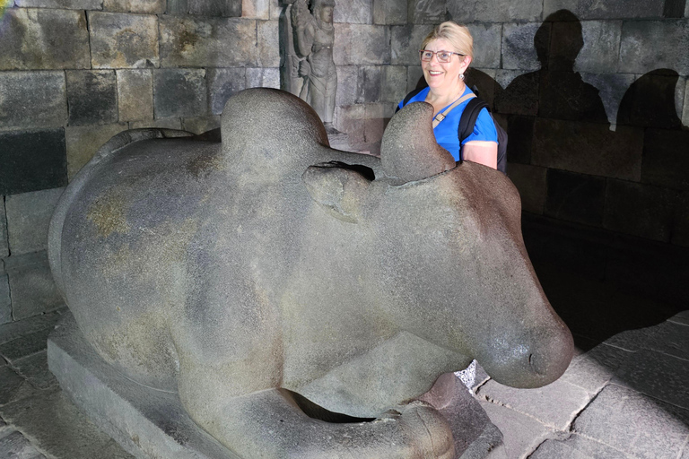 Lo más destacado de Yogyakarta: tour por el volcán Merapi y los templosPuntos destacados de Yogyakarta: tour por el volcán Merapi y los templos
