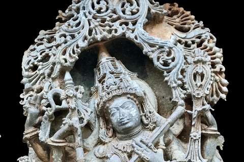 Depuis Bengaluru : Visite privée de Sravanbelgola, Belur et HalebiduVisite privée d'une journée de Bengaluru à Hassan