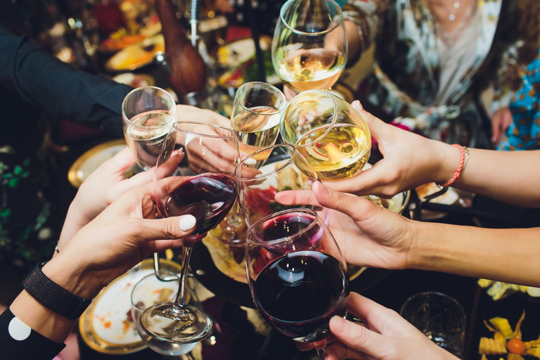 Dublin: Private Wine Tasting Tour with Wine Expert 2-hour: 4 Wines Tasting
