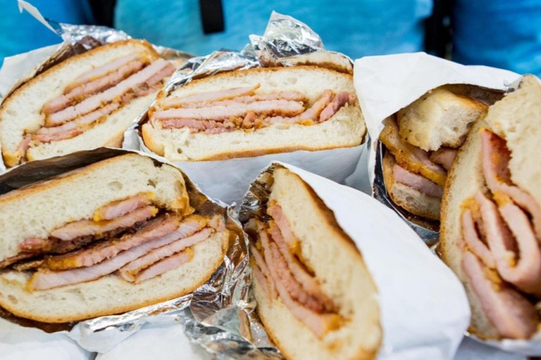 Toronto: Kulinarisk rundvandring med Culinary Adventure Co.Roncesvalles Village mattur