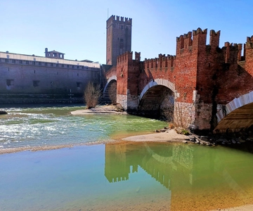 Verona: History and Hidden Gems Guided Walking Tour