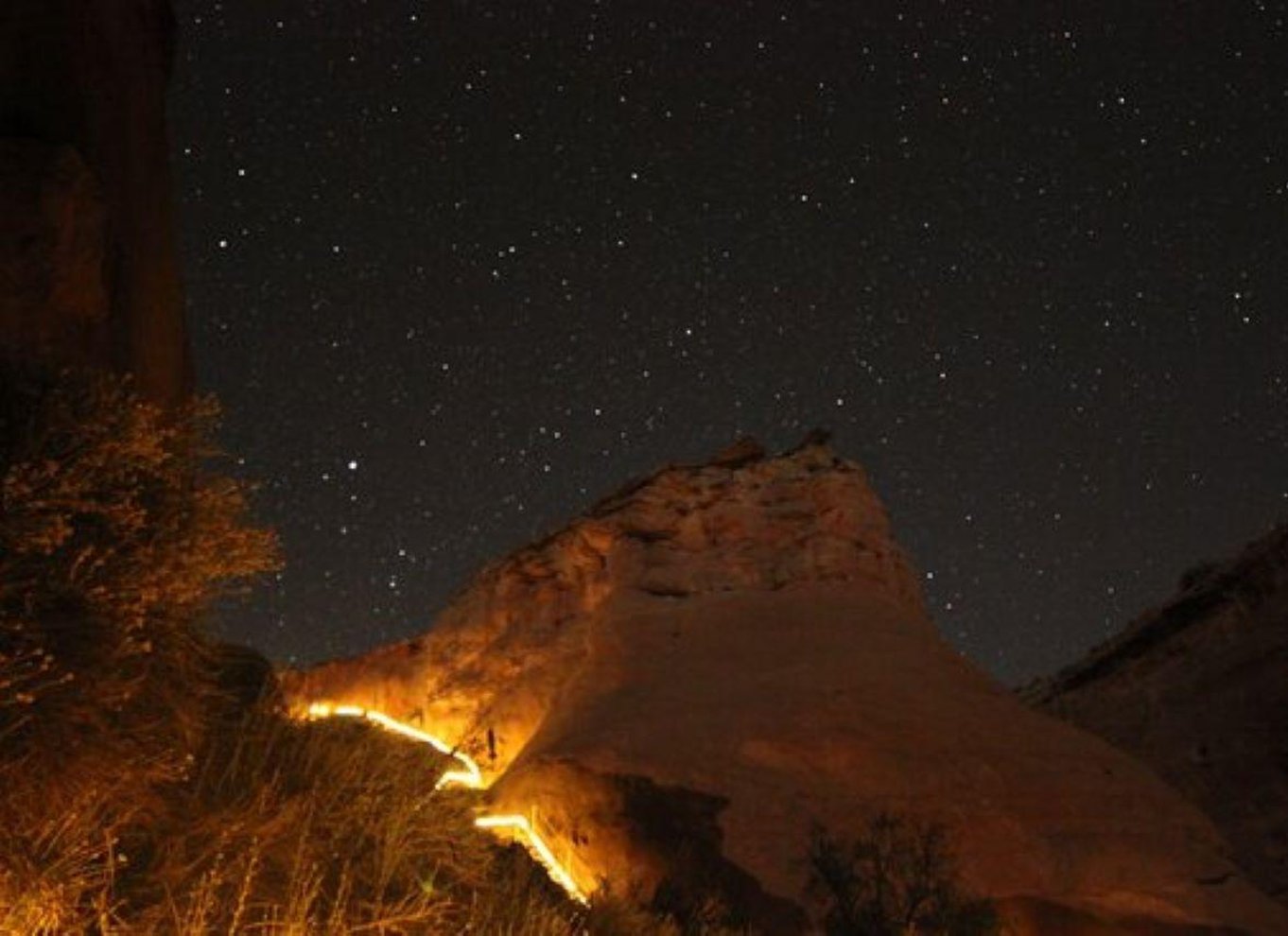 Side: Antelope Valley Canyon Stargazing Night Hike