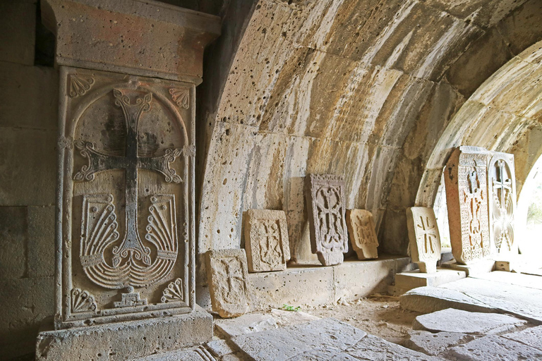 From Tbilisi: Private Armenia Day Trip with Monastery