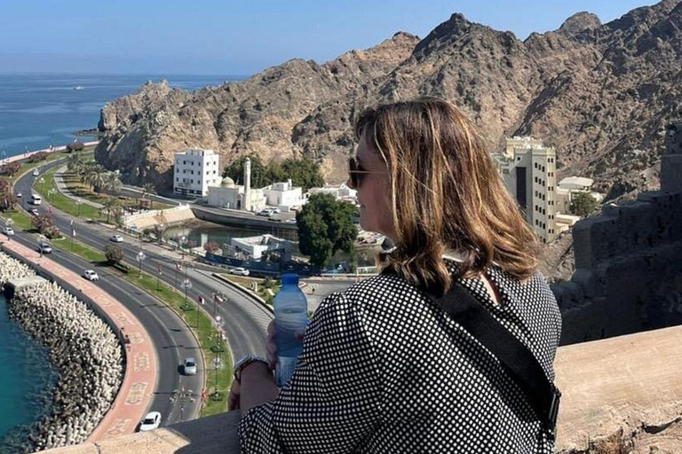 Muscat Full-Day Sharing Experience with Omani Coffee & Bread