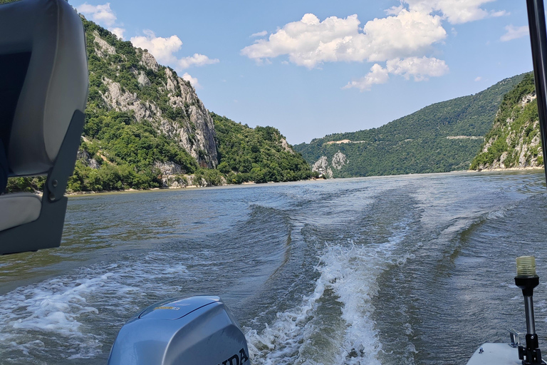 Forteresse de Golubac et portes de fer + tour en bateau en option