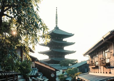 夕暮れの芸者：古い京都の散歩 | GetYourGuide