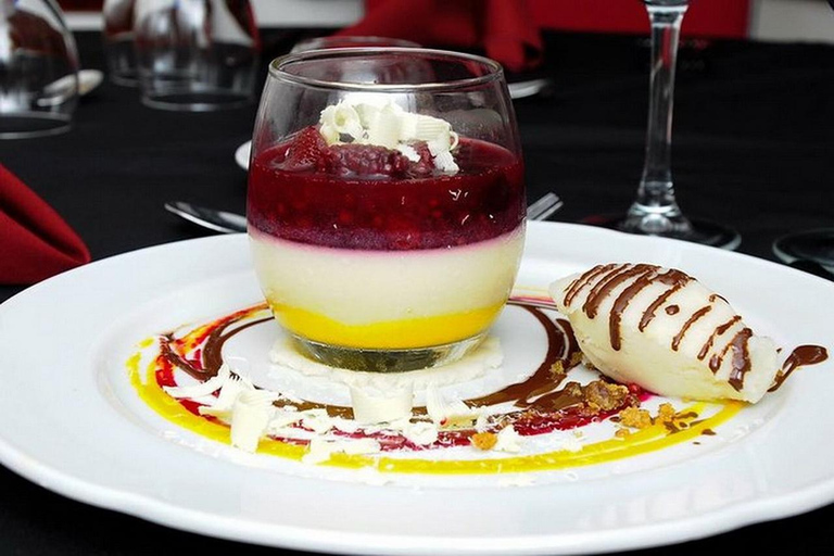 بوينس آيرس: عرض كارلوس جارديل تانجو مع عشاء اختياريبوينس آيرس: عشاء وعرض كارلوس جارديل تانجو لكبار 