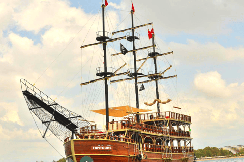 Lado: Excursión en barco por la Laguna Azul con baño y baño de solTraslado Desde Hoteles Laterales