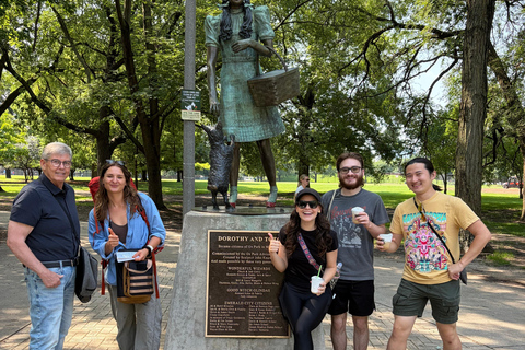Chicago: Lincoln Park Walking Tour with Coffee & Treat