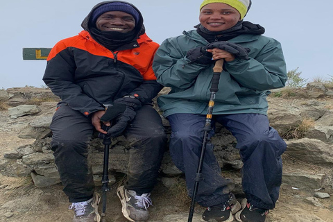 Arusha: Mount Meru 3-Tages-Besteigung mit UnterkunftArusha: 4-tägige Besteigung des Mount Meru mit Unterkunft