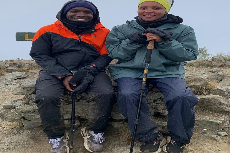 Arusha: Mount Meru 3-Tages-Besteigung mit UnterkunftArusha: 4-tägige Besteigung des Mount Meru mit Unterkunft