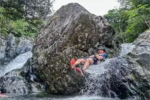 P-up/ San Juan: El Yunque Half-Day Tour with Transportation