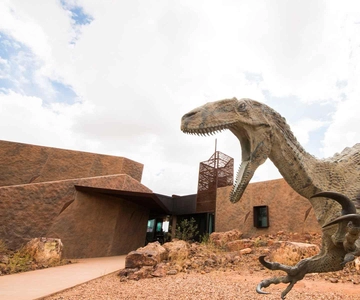 From Longreach: Outback Winton Full Day Tour