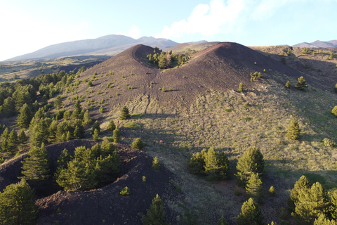 Senderismo en familia por el Etna. Tarifa de grupo hasta 20 personas