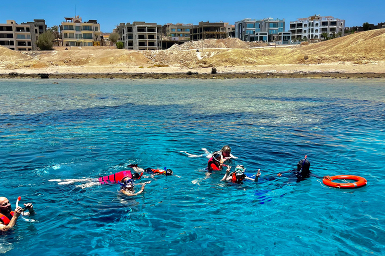 Sharm El Sheikh: Tiran Island Boat Trip w Snorkeling & Lunch