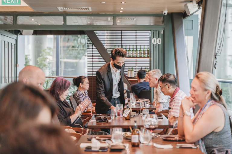 Singapur: Pakiety gastronomiczne WAKANUI GrillWAKANUI Wiosenna jagnięcina - zestaw obiadowy