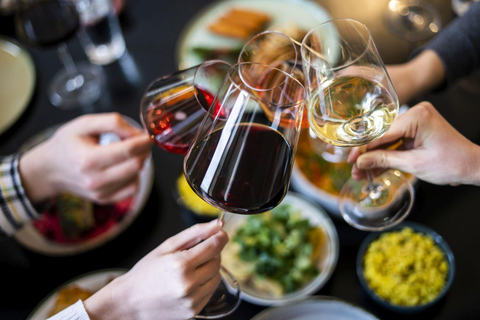 Innsbruck: Guided City Tour with Wine Tasting