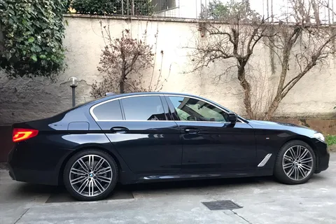 Milán: Traslado al aeropuerto LINATE con servicio VIP